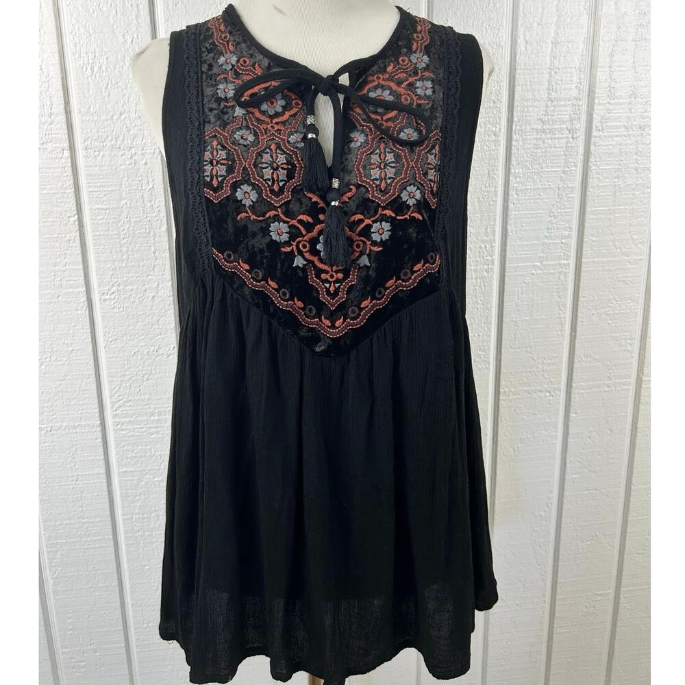 Knox Rose Black Embroidered Boho Tassel Tank Top Small Velvet Yoke - Picture 8 of 8